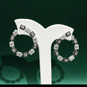 Emerald and Round Earring